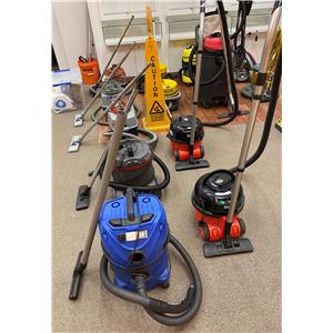 Lot 39

Vacuum Cleaners